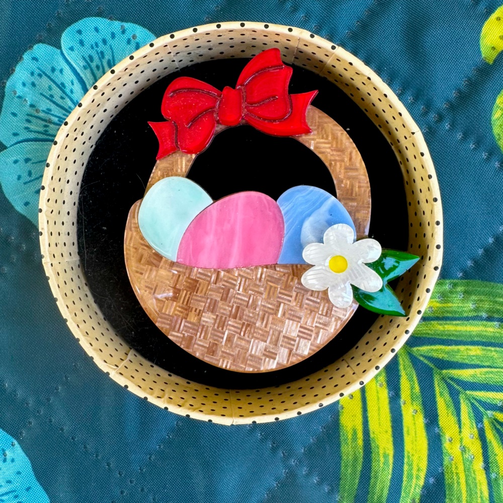 Egg Hunter’s Hamper Erstwilder Easter Egg Basket brooch